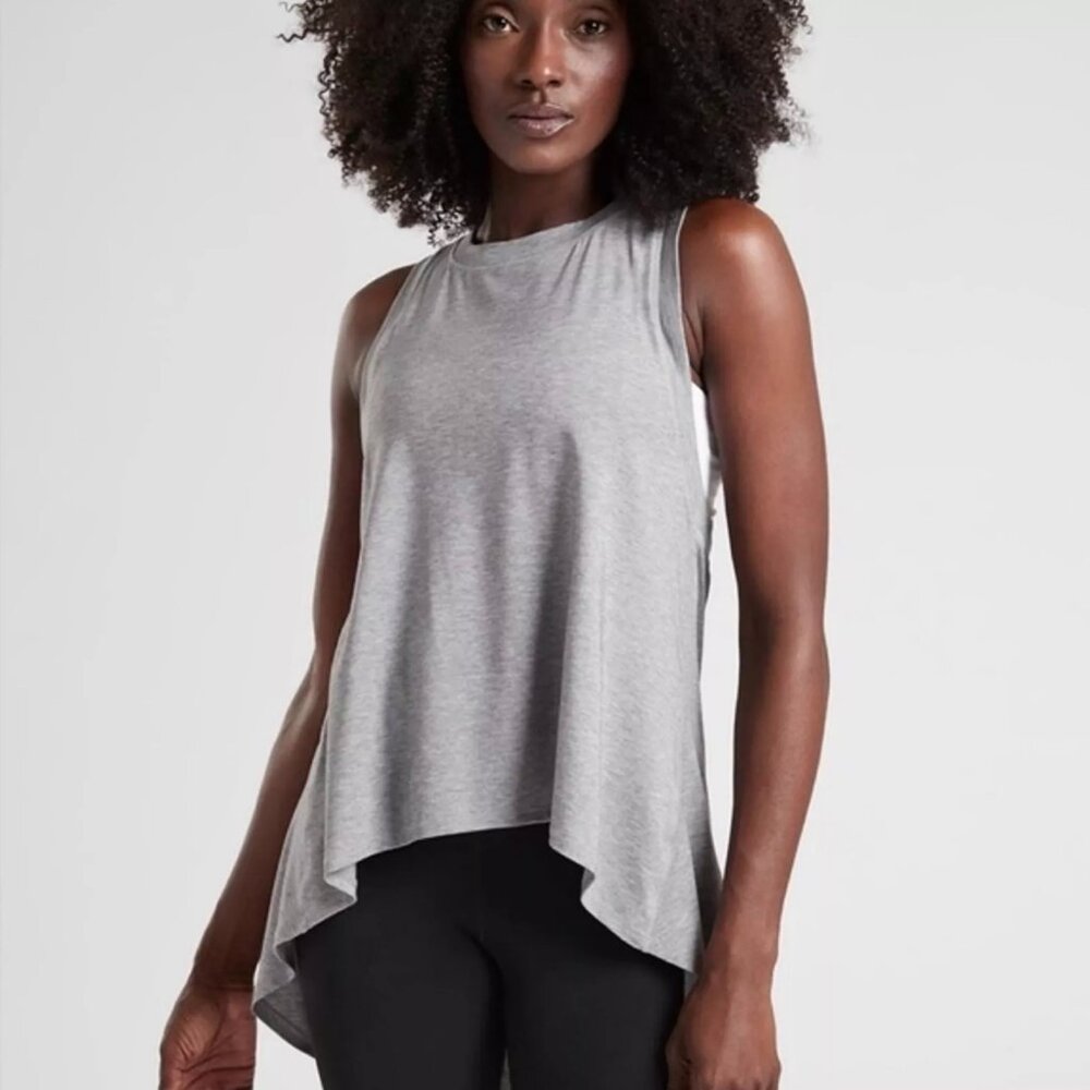Athleta Essence Relaxed High Low Tank